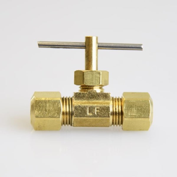 Homeplus+ ATC 1/4 in. 1/4 in. Brass Needle Valve 6JC052102421011 - main